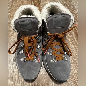 Women’s Sorel waterproof boots